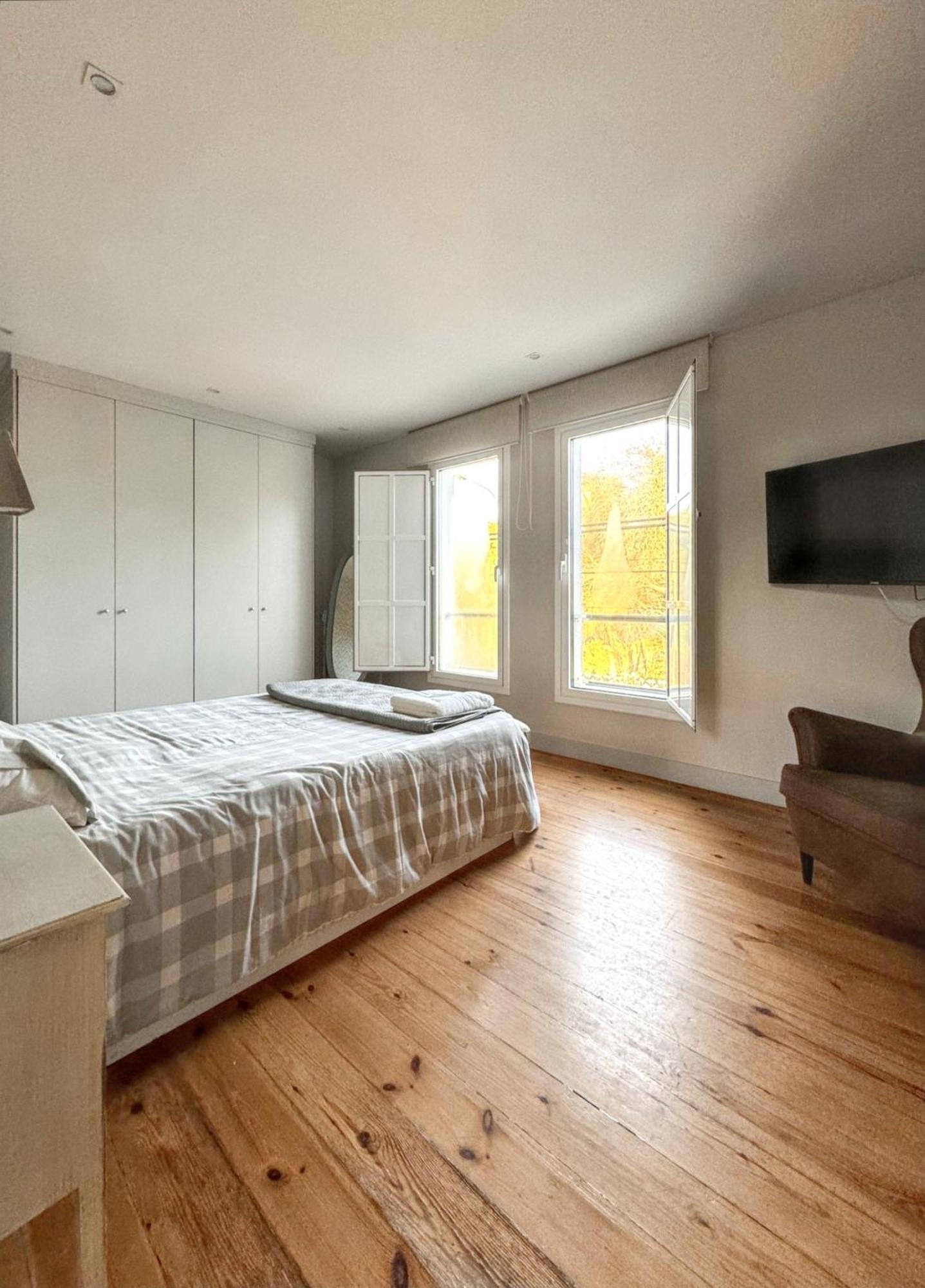 Beautiful Holiday Home In Po De Llanes With Sea View Екстер'єр фото